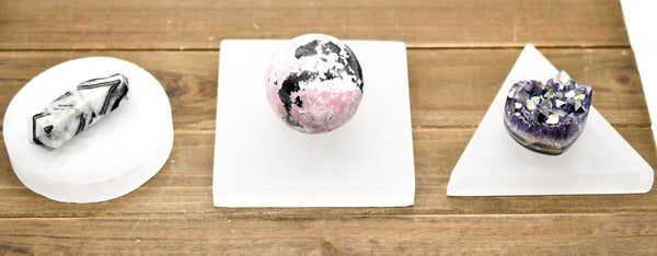 NEW Selenite Charging Plates - WHYTE QUARTZ